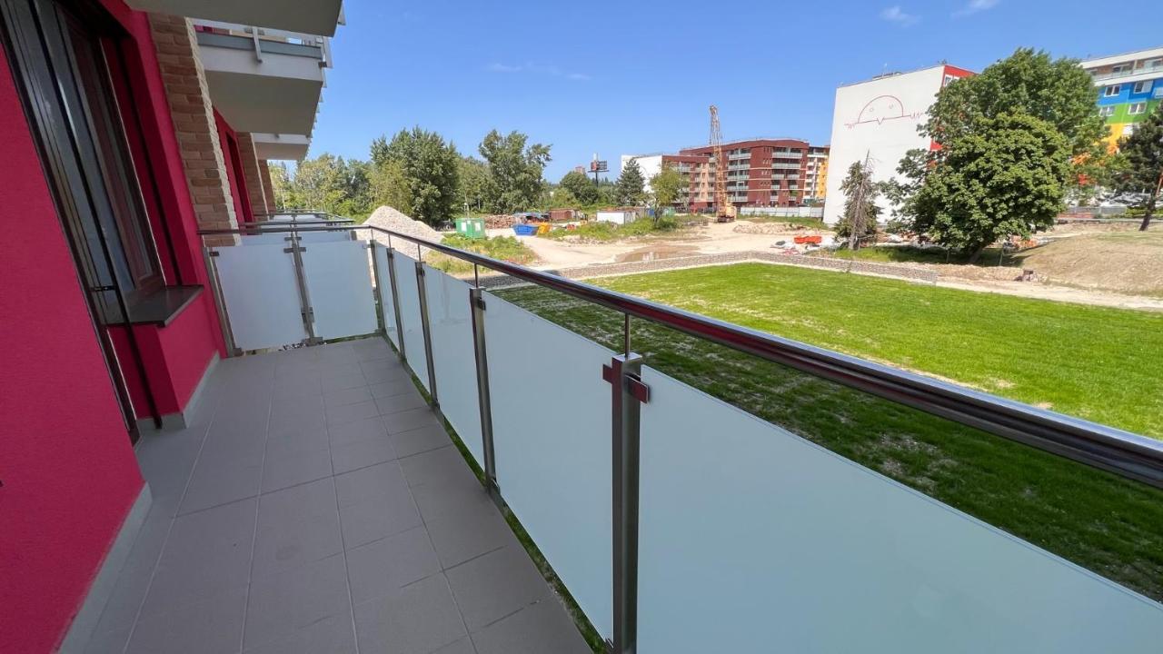 2 Room Apartment, New Building, Bosakova Street, 28 Bratislava Esterno foto